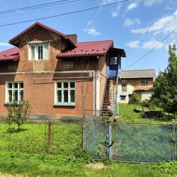 Продам будинок в Бориславі! Газ, світло, новий дах, є підвал, криниця