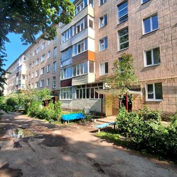 Рятувальників вул., 6