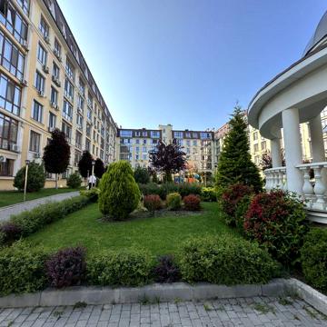 Квартира свободной планировки 64кв/м  АГВ первая линия от моря