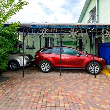 Продам будинок в осокорках по Садовій 96