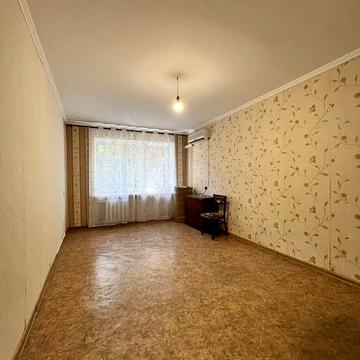 Продам двокімнатну квартиру в лісках