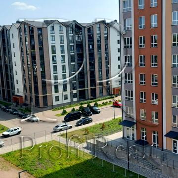 Героїв Крут вул., 12