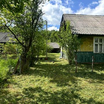 Продається будинок з земельною ділянкою , с.Грабівка Калуський район
