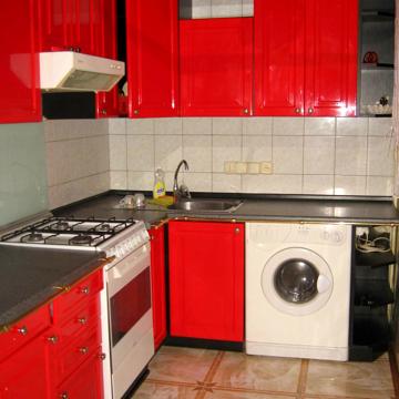 Гвардійців-Широнінців вул., 108