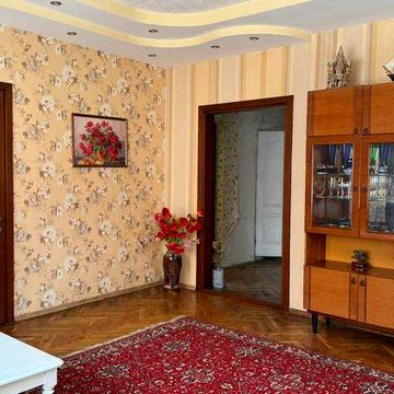Продаж будинку в центрі с.Тарасівка 124м2, 5 кімнат, підвал, 20 соток