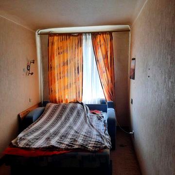 Продам 3 комнатную , р-н пр. Науки , ДАФИ , 4/5 эт. , жилое состояние
