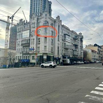Саксаганського вул., 33/35