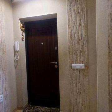 Продається трьох кімнатна квартира від власників