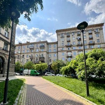 Історичний центр Шикарна локація Прорізна Б.Хмельницького