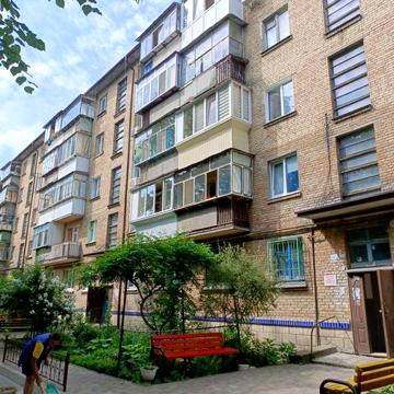 Продам 2 кімнатну квартиру вул Онікієнка