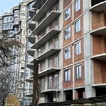 Гетьмана Сагайдачного бульв. (Лідерсівський), 7
