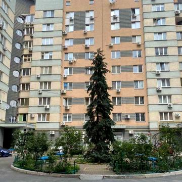 Раїси Окіпної ,8.Терміново продам 2-х кв.Світла,простора.Вільна ЖК Прідніпровській
