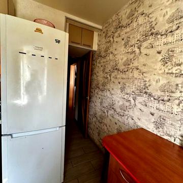 Продаж 1к Квартира Космонавтів вулиця