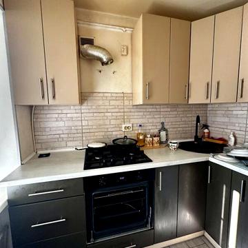 Продаж 1к Квартира Космонавтів вулиця