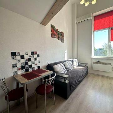 Здам дворівневу квартиру, м. Захисників України, Заводська