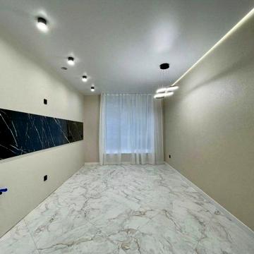 Продається  1-кімнатна квартира площею 42 м². ЖК Comfort Park