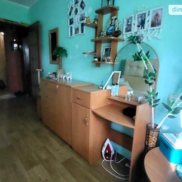 Продаж 2к Квартира Космонавтів вулиця