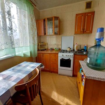 Героїв Харкова просп. (Московський), 318