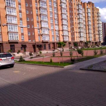 Велика нова квартира