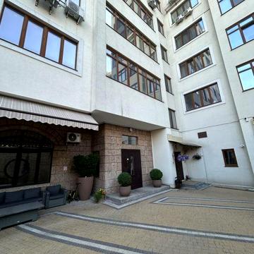 Продається 3 кк по вулиці Дунаєва