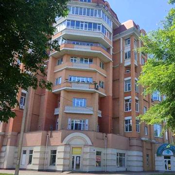 Вільний продаж 2-х кімнатної квартири з ремонтом в центрі!