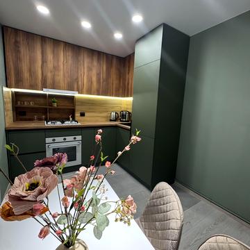 Київська вул., 9