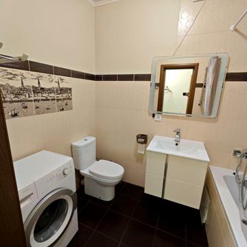 Продам квартиру біля Центрального парку