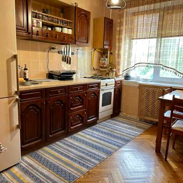 Пирогова вул., 73а