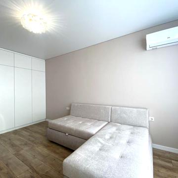 Оренда квартира студія 33 м² у ЖК «Славутич 2.0» вул. Зарічна 6