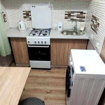 Олександра Поля просп. (Кірова), 43