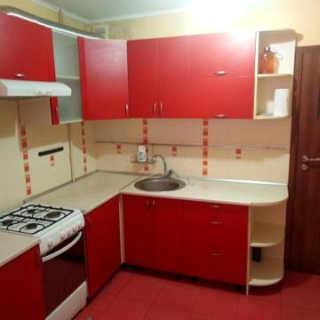 Продам свою 1-комнатную квартиру возле метро Научная., ул. Шатиловская