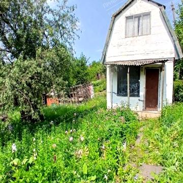 центральна, 1