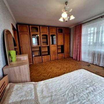 Колонтаївська вул., 65