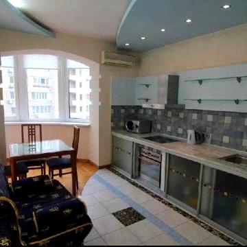 Простора 1к вул. Микільсько-Слободська, 2Б метро Лівобережна - 5хв