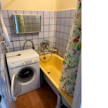 Сдам в аренда квартиру 2-комн (р-н 40 лет, 4 этаж)