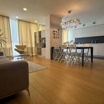 Продаю 3 ком.квартиру 144м2 ЖК Молодежный, ул.М.Мыслы,48В ЖК Молодежный