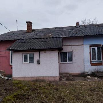 будинок (квартира в бараці )в м. Корець, вул. Київська буд4 кВ2
