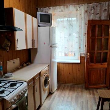Продам 2 ком .кв. ул .Одария