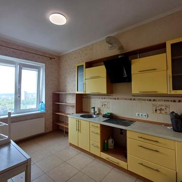 Тракторобудівників просп., 103-Б