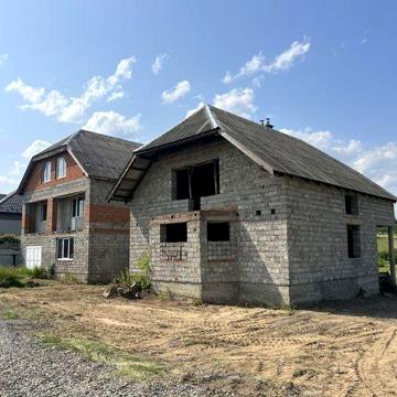 Продається Будинок , Новобудова біля Мукачево