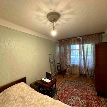 Продам 2-к квартиру на Русановке! Русановская набережная 10