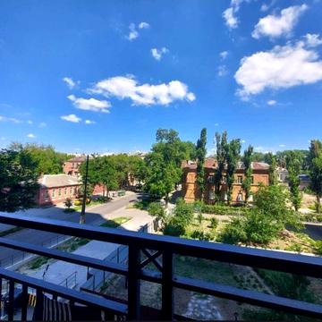Степана Бандери вул. (Шмідта), 15