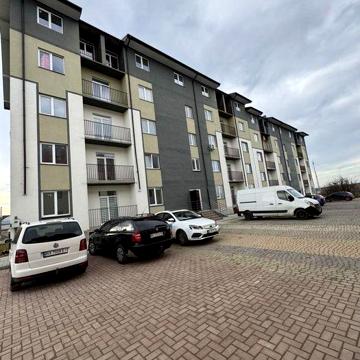 Продаж дворівневої 2–ох кімн квартири в с. Ременів