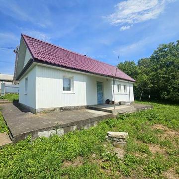 Продам будинок з земельною ділянкою