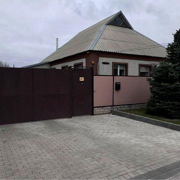 Продам будинок ,всі запитання  по телефону