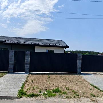 Продам будинок 9 на 12 метрів в Рожівці