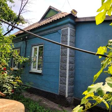 Капитальный дом в с. Дачное с отоплением и со скважиной!