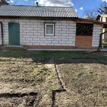 Продам пів будинку в лісовій Бучі