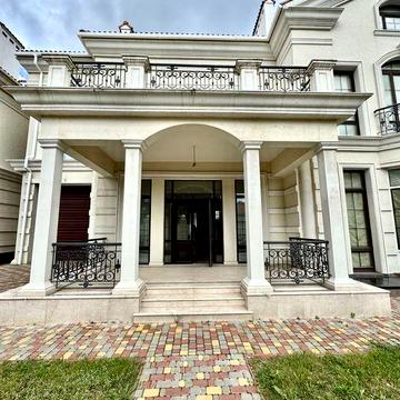 Дом 883 кв.м. В «Королевских садах», Французский бульвар, Одесса
