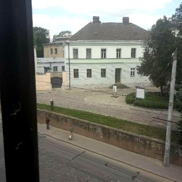 Степана Бандери вул. (), 72